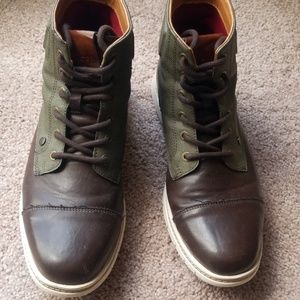 Tommy Hilfiger hightop shoes